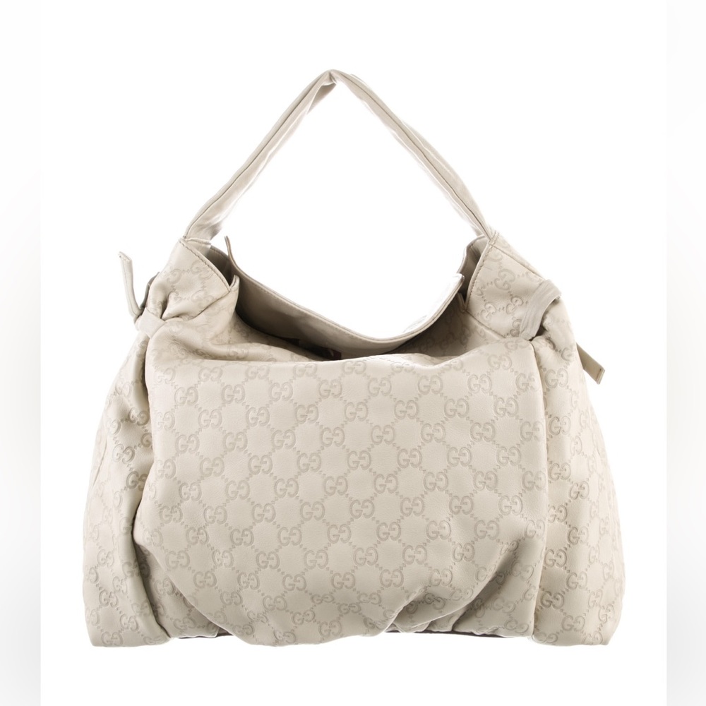 Gucci
Medium Signature Hysteria Tote - Picture 7 of 16